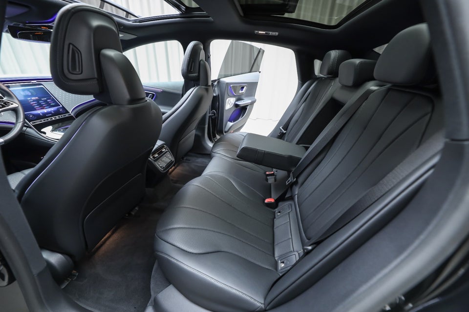 Mercedes EQE350 AMG Line Premium Plus 4d