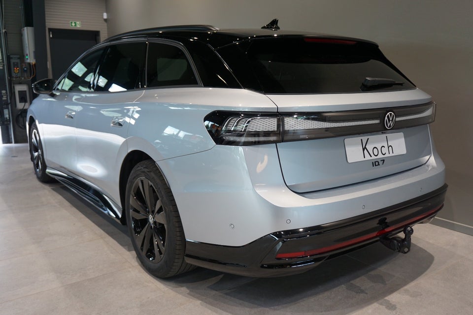 VW ID.7 86 Pro S Tourer 5d