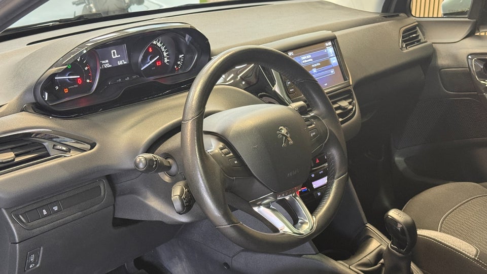 Peugeot 208 1,6 BlueHDi 100 Desire Sky 5d