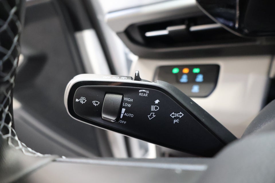 Ford Explorer 77 Select Extended Range 5d