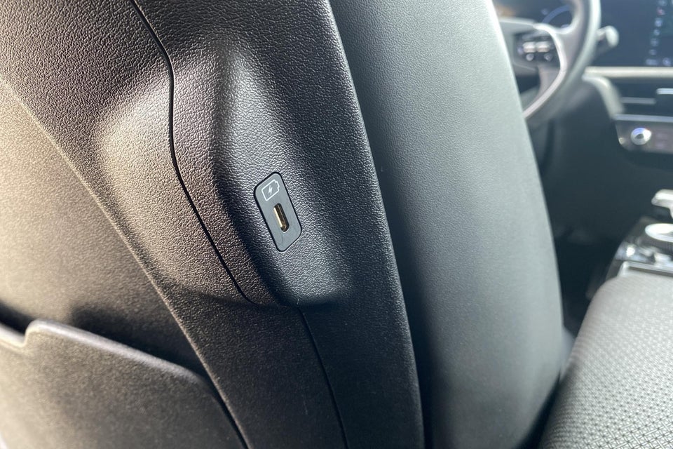 Kia EV6 77 Long Range Upgrade 5d