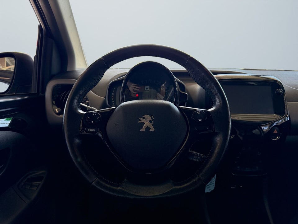 Peugeot 108 1,0 e-VTi 72 Allure+ 5d