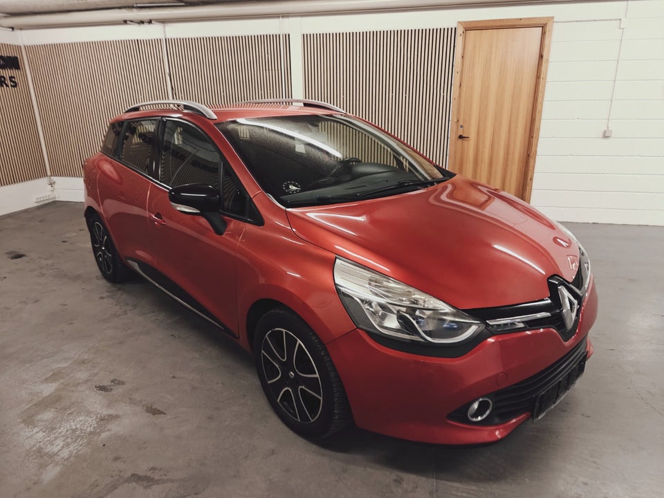 Renault Clio IV 0,9 TCe 90 Expression Sport Tourer 5d