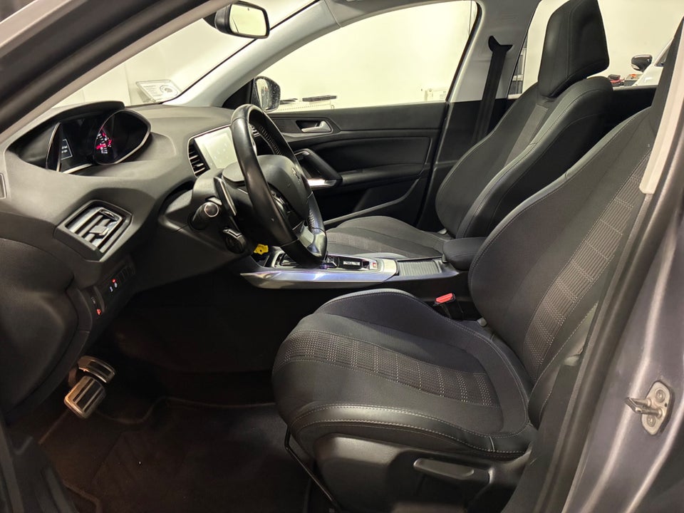 Peugeot 308 1,2 PureTech 130 Allure SW EAT8 5d