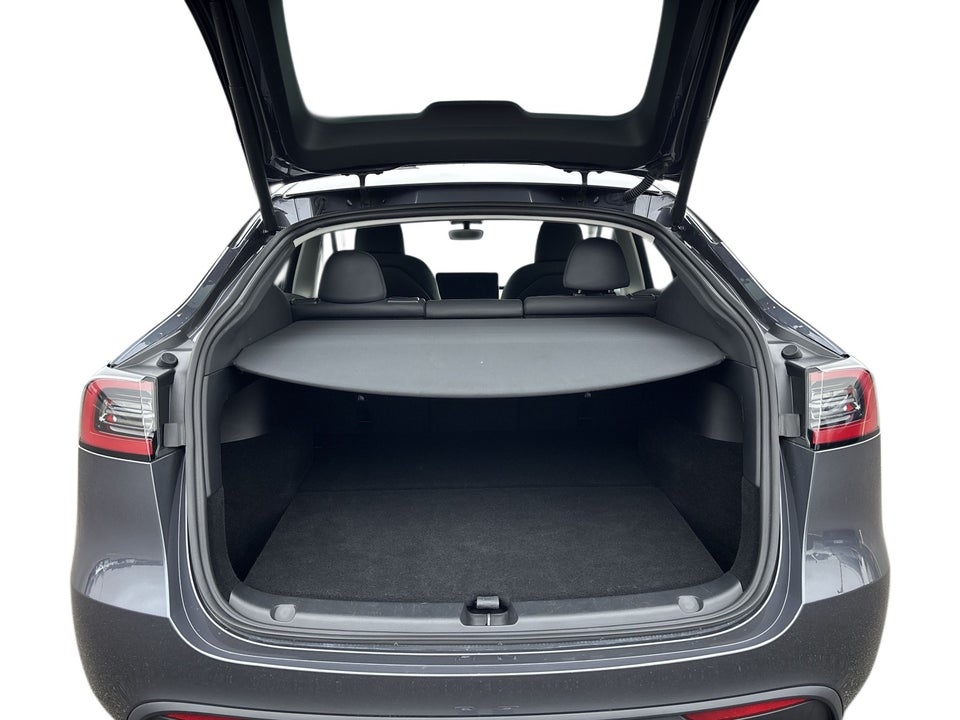 Tesla Model Y Long Range AWD 5d