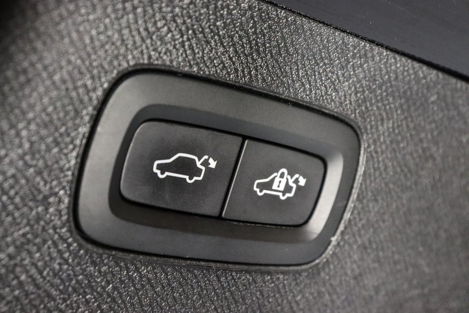 Volvo XC90 2,0 B5 235 Inscription aut. AWD 5d