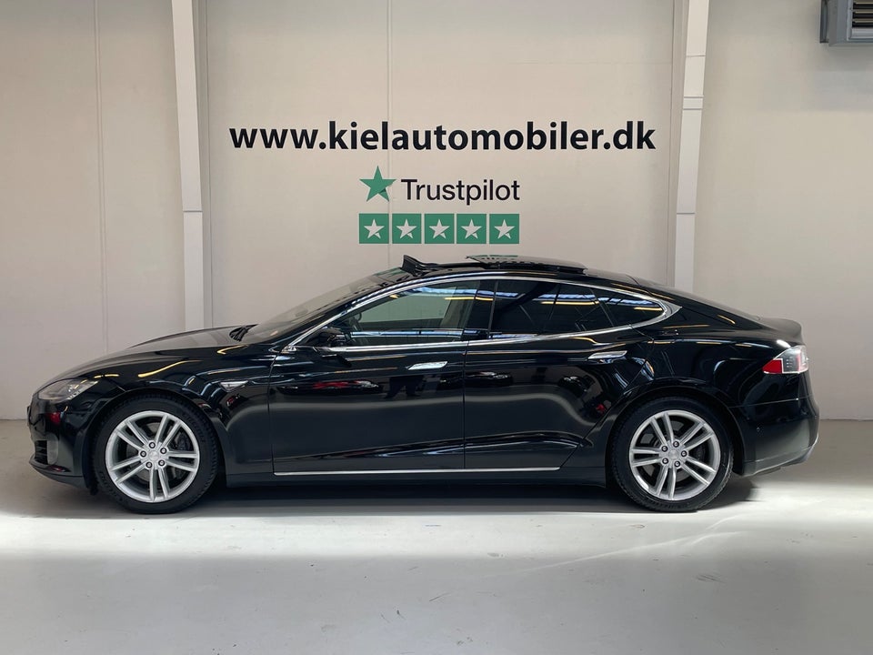 Tesla Model S 70D 5d