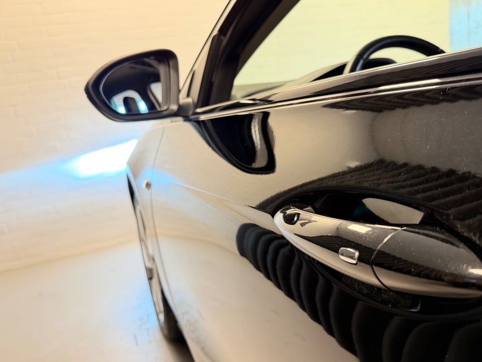 Opel Insignia 1,6 T 200 Dynamic Sports Tourer 5d