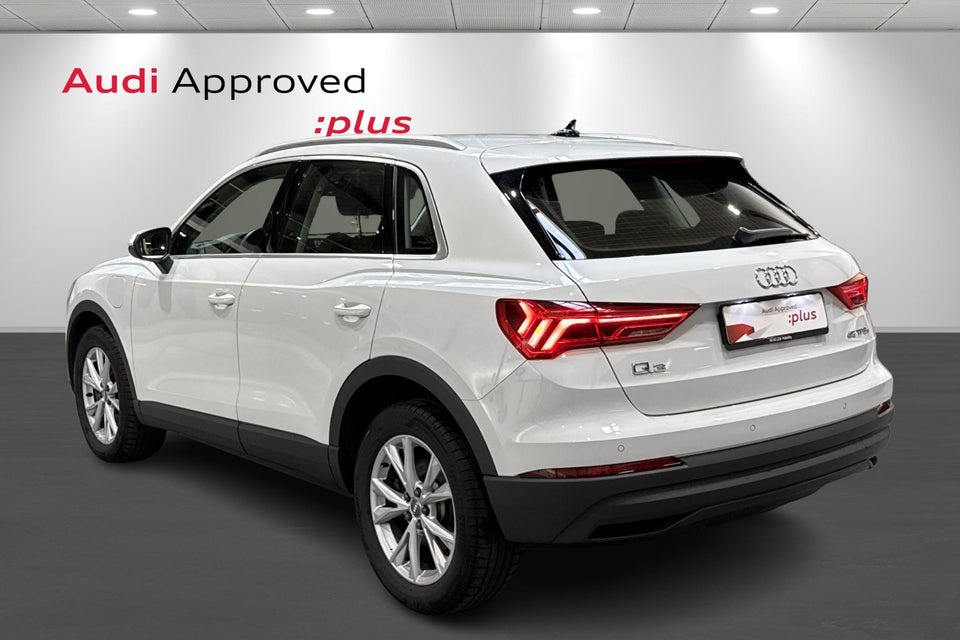 Audi Q3 45 TFSi e Attitude plus S-tr. 5d