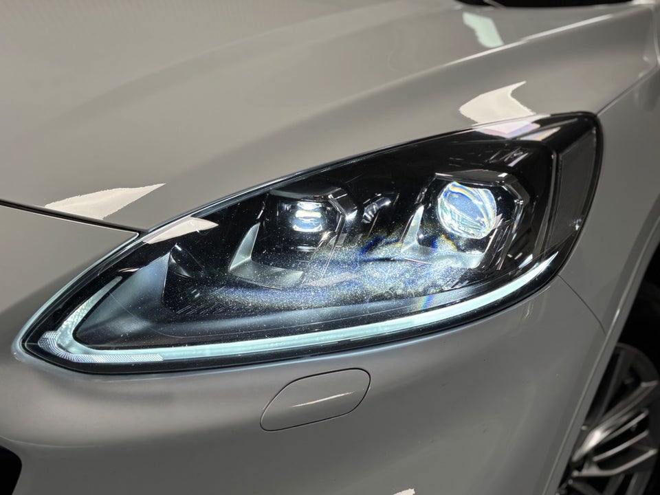 Ford Kuga 2,5 PHEV ST-Line X CVT 5d