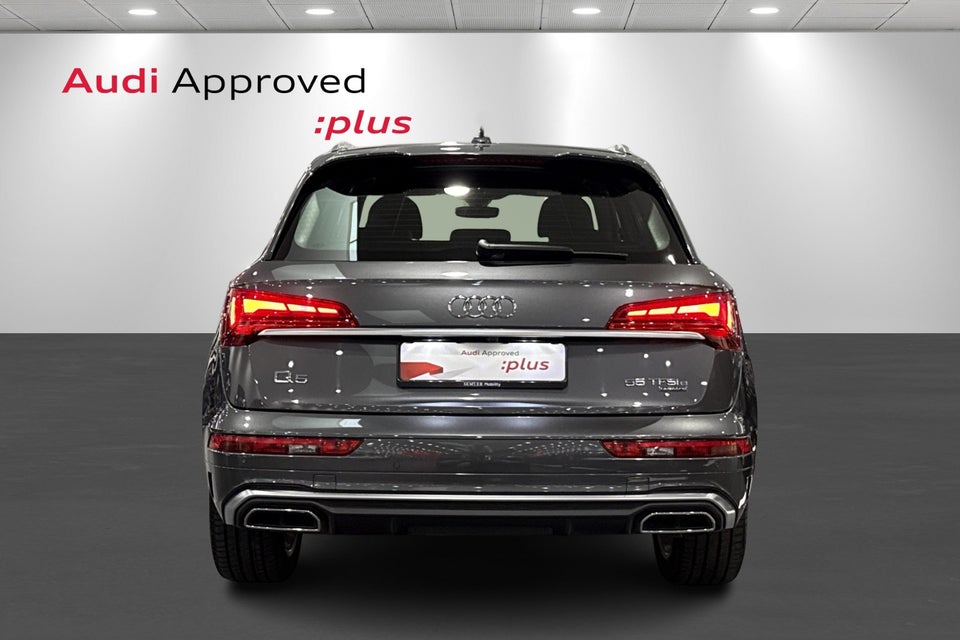 Audi Q5 55 TFSi e S-line quattro S-tr. 5d