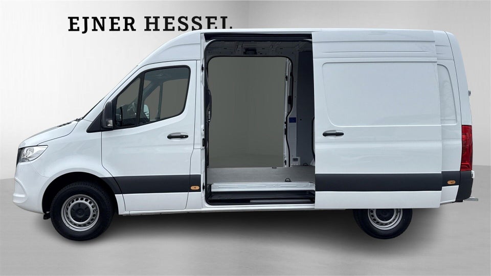 Mercedes Sprinter 317 2,0 CDi A2 Kassevogn PRO aut. RWD