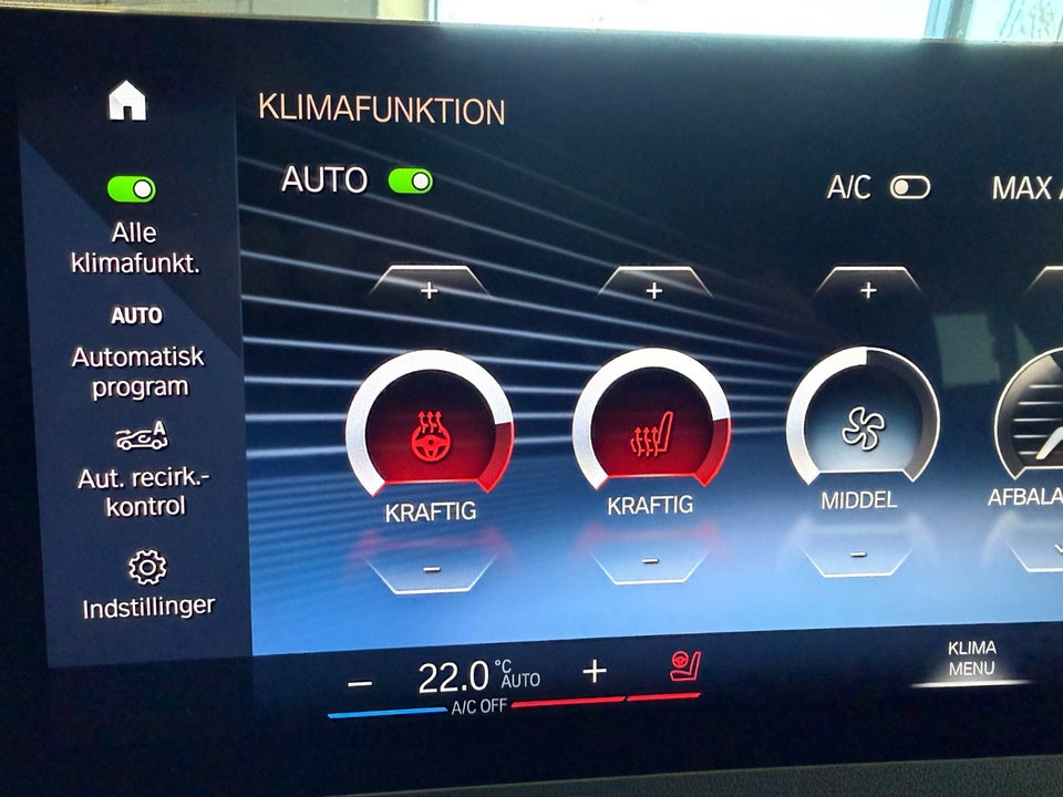 BMW iX xDrive40 Fully Charged 5d