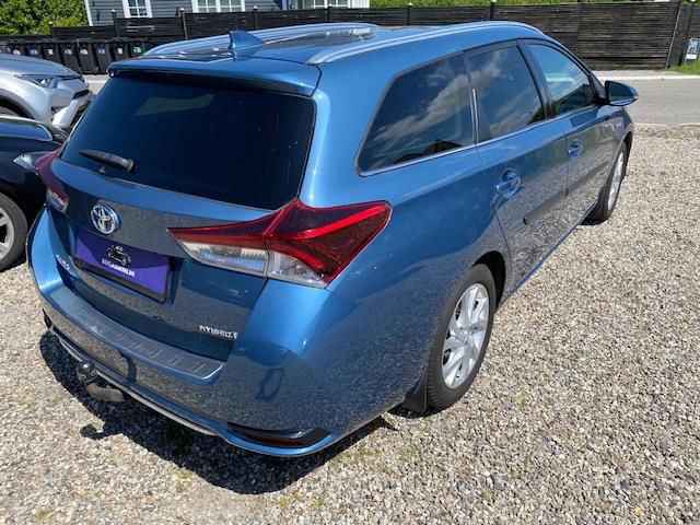 Toyota Auris 1,8 Hybrid H2 Style Touring Sports CVT 5d