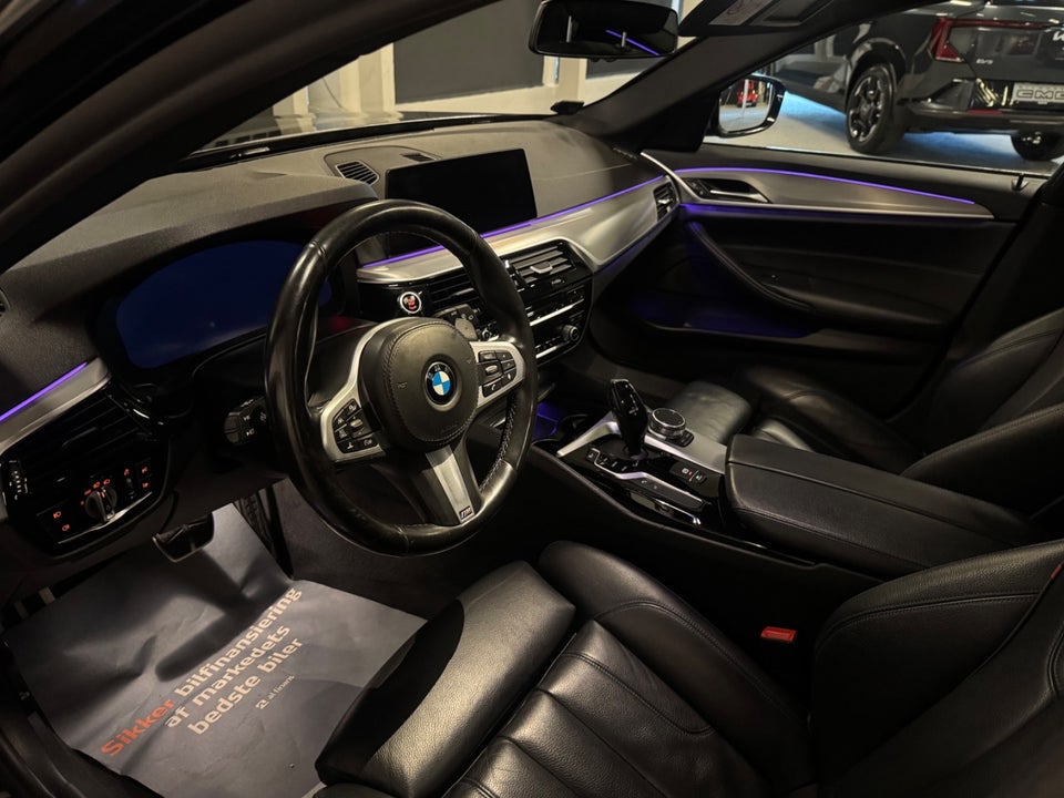 BMW 530d 3,0 Touring M-Sport xDrive aut. 5d