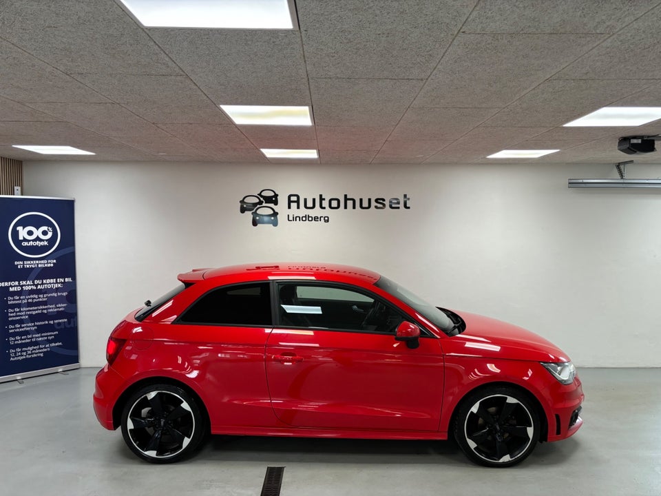 Audi A1 1,6 TDi 90 Attraction S-tr. 3d