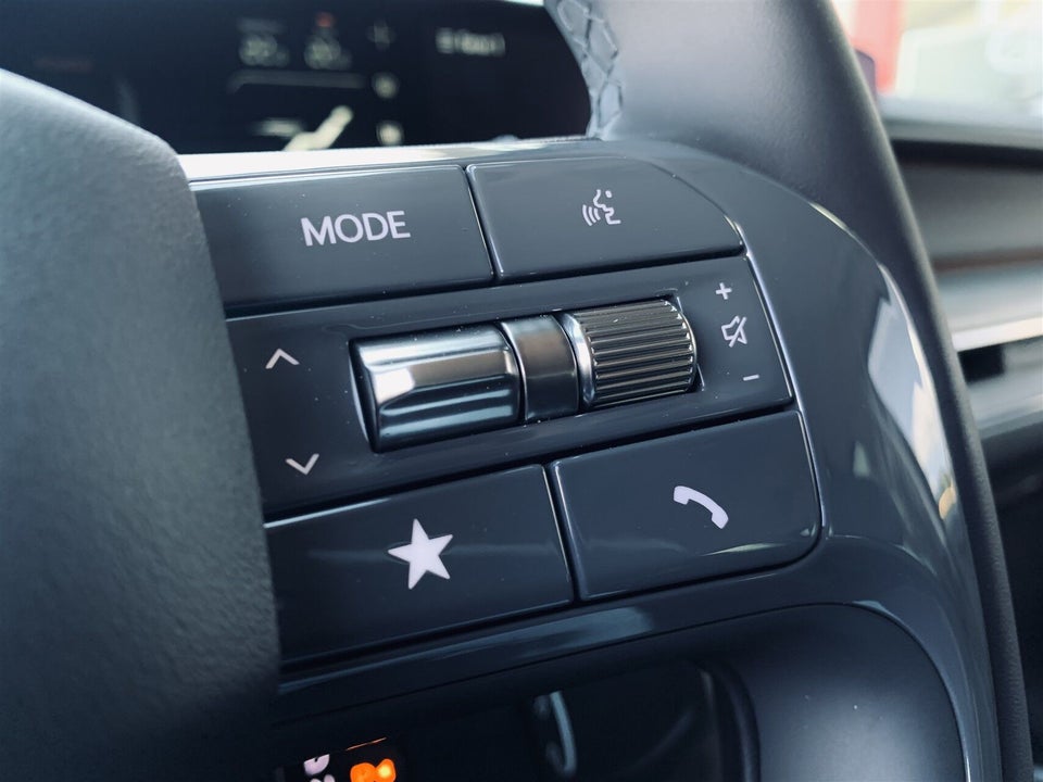 Kia EV9 76 Standard Range Upgrade RWD 7prs 5d