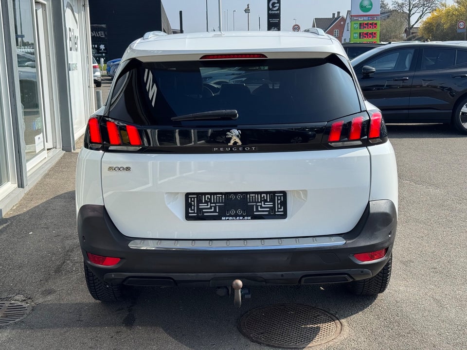 Peugeot 5008 1,6 BlueHDi 120 Active 7prs 5d