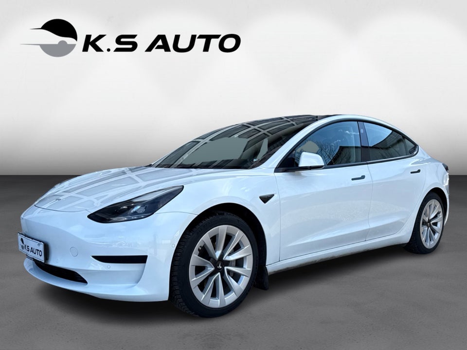 Tesla Model 3 RWD 4d