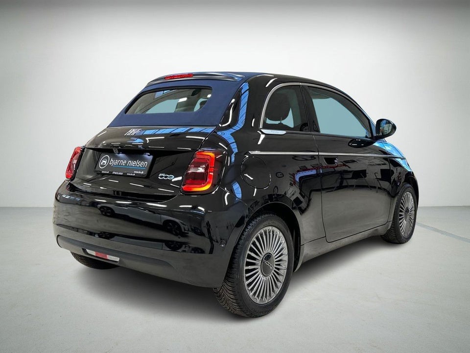 Fiat 500e Icon Cabrio 2d