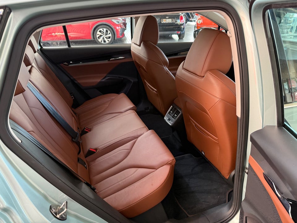 Skoda Enyaq 80 iV ecoSuite 5d