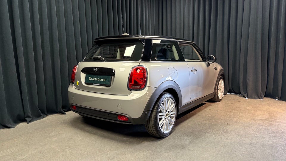 MINI Cooper SE Classic Trim 3d