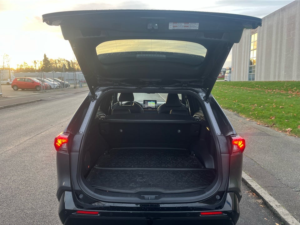 Toyota RAV4 2,5 Plug-in Hybrid H3 Style AWD-i 5d