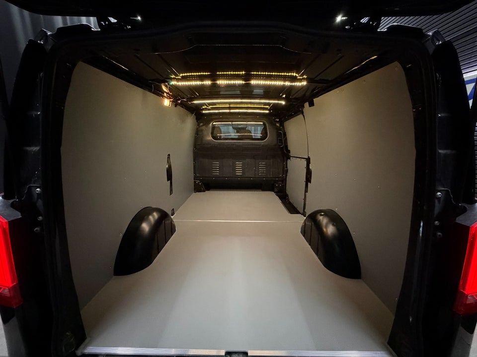 Mercedes Vito 116 2,2 CDi Complete aut. XL