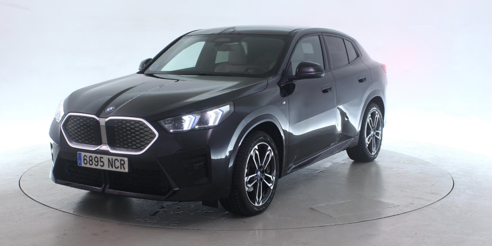 BMW iX2 eDrive20 M-Sport 5d