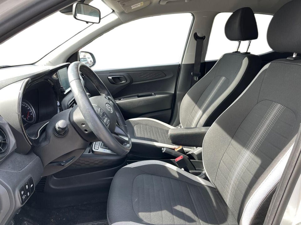 Hyundai i10 1,0 MPi Advanced AMT 5d