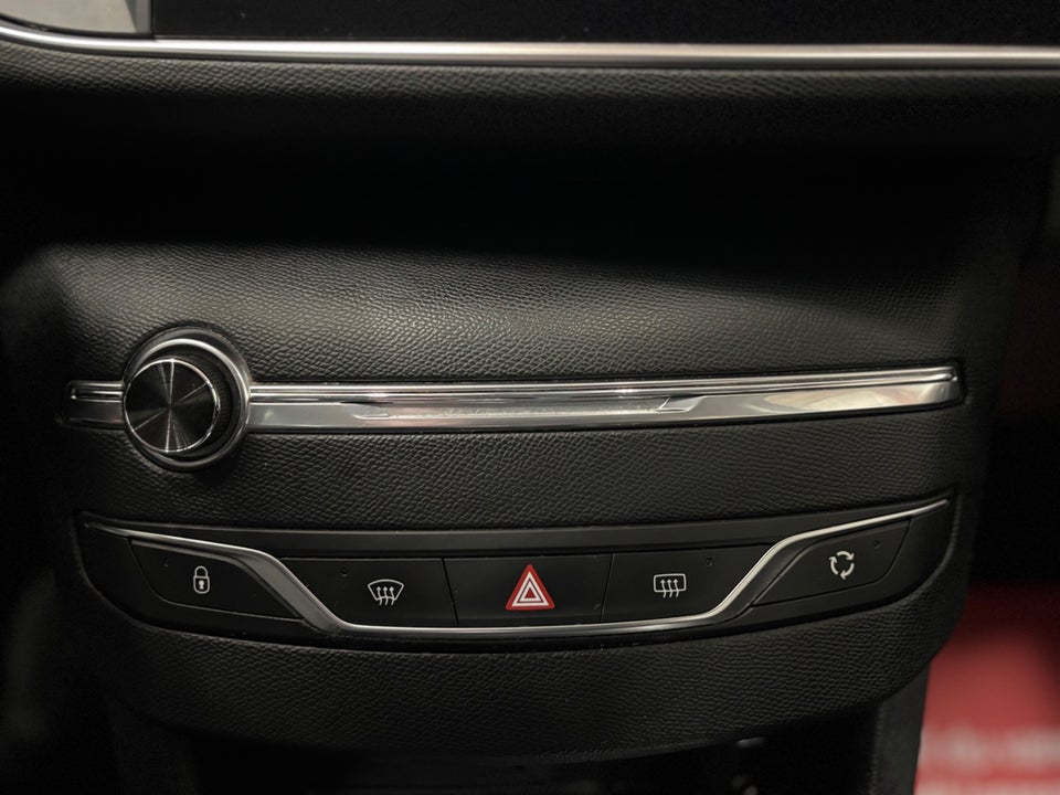 Peugeot 308 1,6 THP 125 Allure 5d