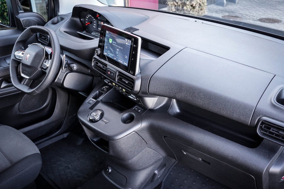 Peugeot Partner 1,5 BlueHDi 130 L2V2 Plus EAT8 Van