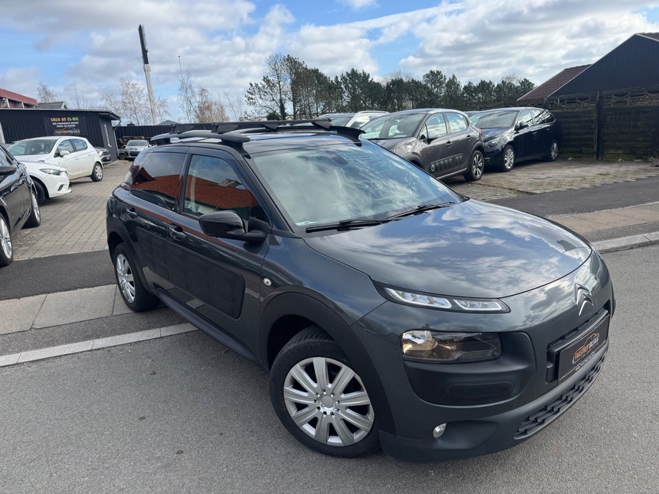 Citroën C4 Cactus 1,6 BlueHDi 100 Shine 5d