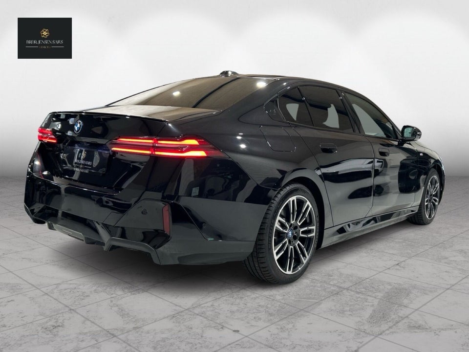 BMW i5 eDrive40 M-Sport Pro 4d
