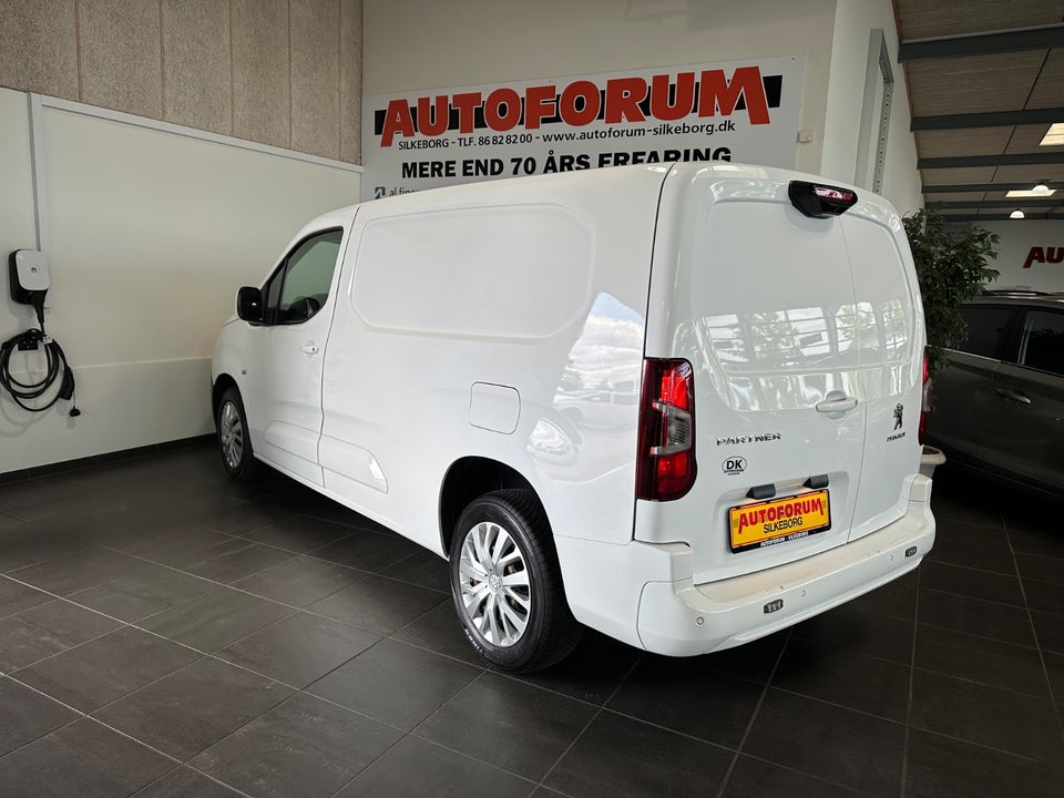 Peugeot Partner 1,5 BlueHDi 130 L2V2 Ultimate EAT8 Van