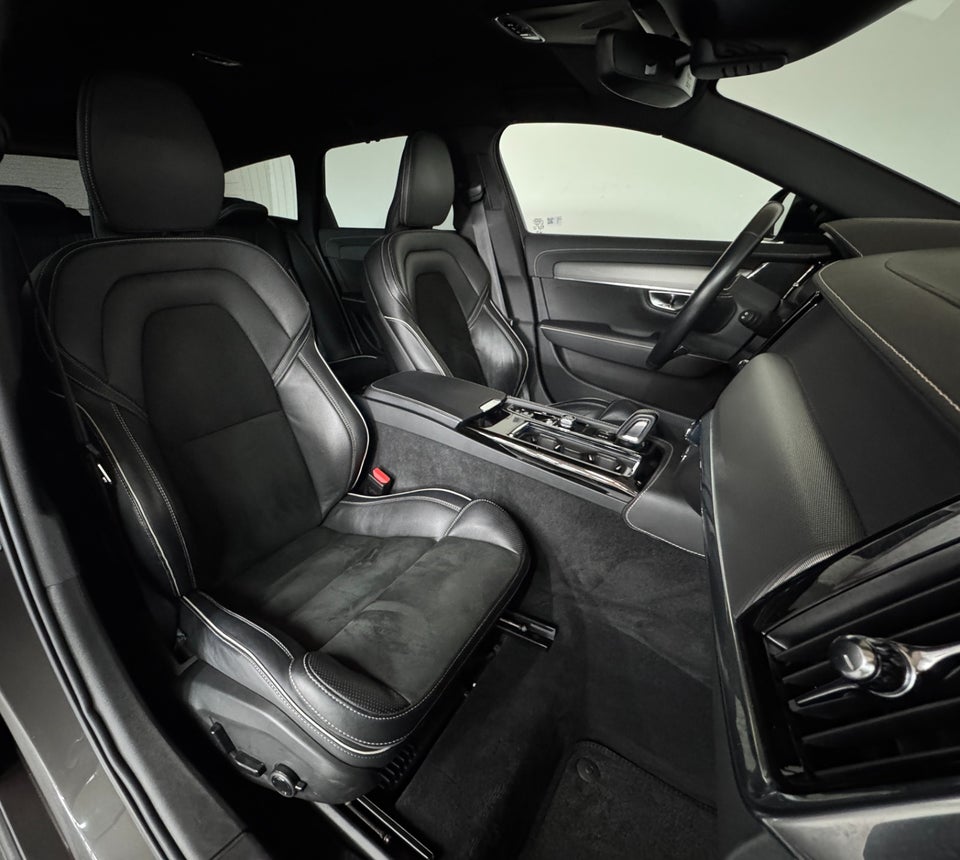 Volvo V90 2,0 T6 ReCharge R-Design aut. AWD 5d