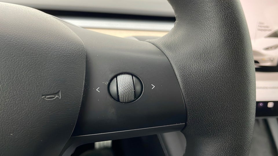 Tesla Model Y Performance AWD 5d