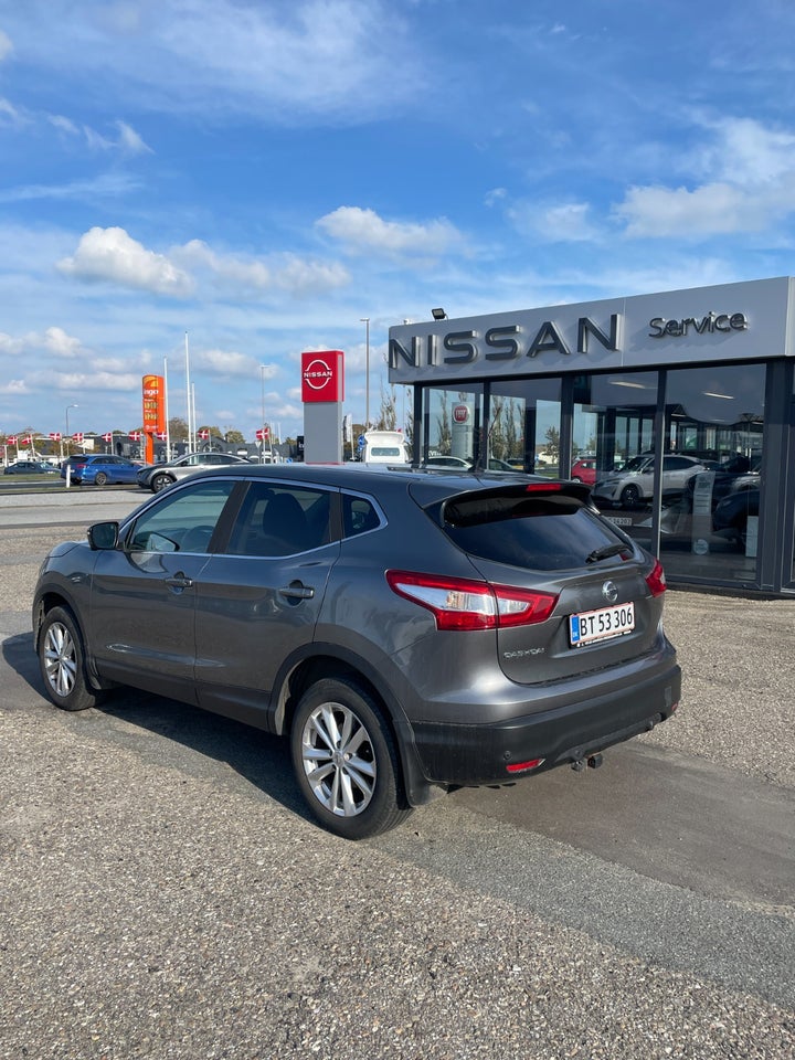 Nissan Qashqai 1,5 dCi 110 N-Connecta 5d