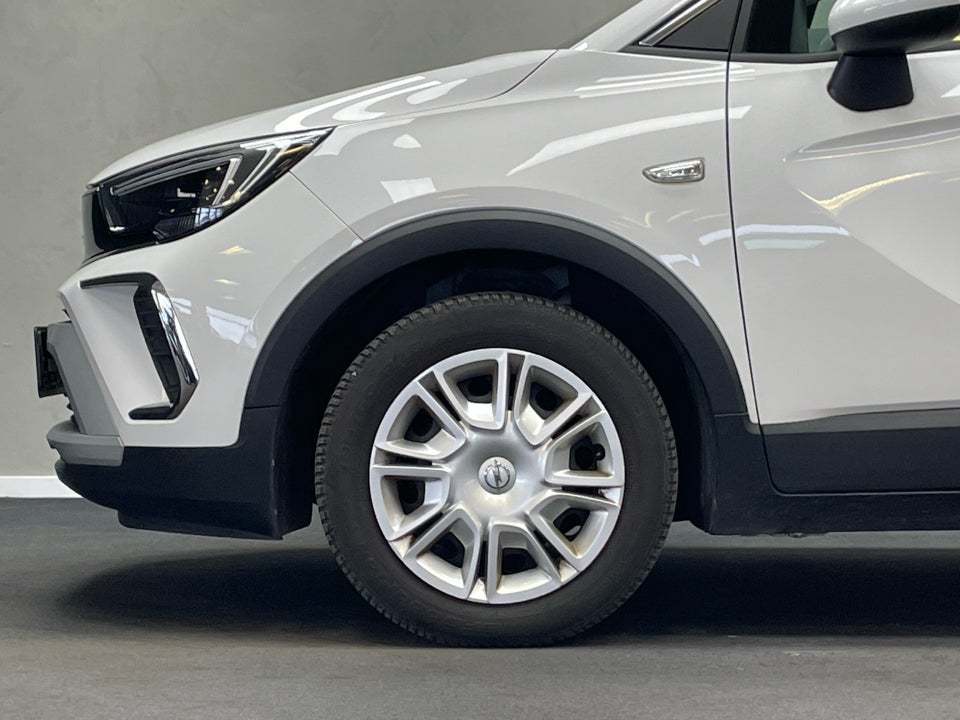 Opel Crossland 1,2 First Edition 5d