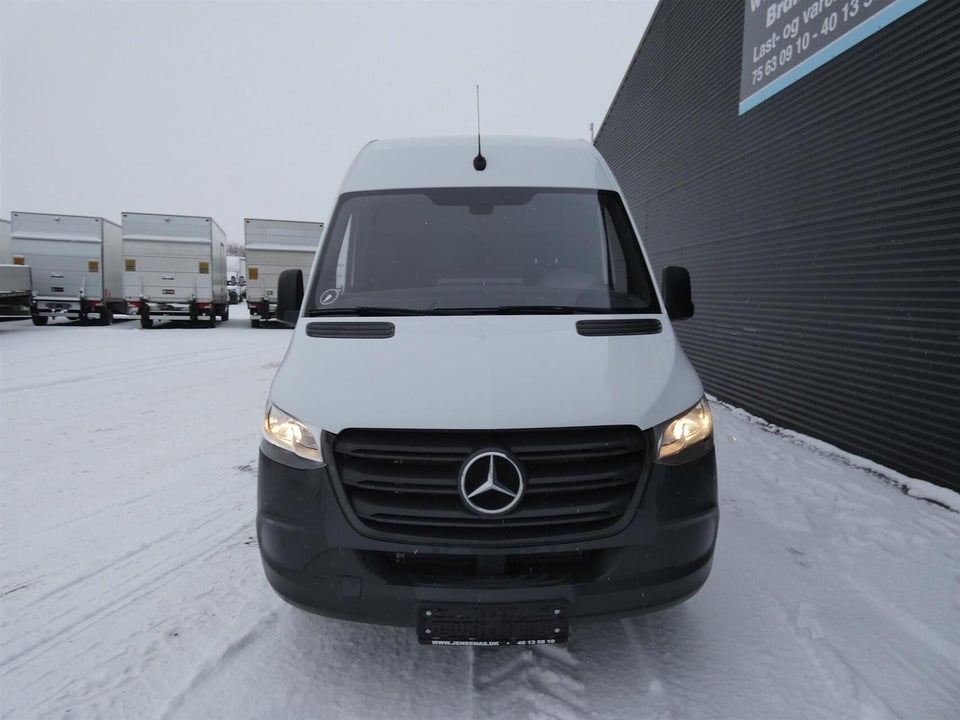 Mercedes Sprinter 317 2,0 CDi A2 Kassevogn aut. RWD