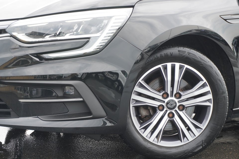 Renault Megane IV 1,6 E-Tech Zen Sport Tourer 5d