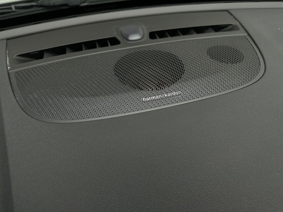 Volvo XC40 P8 ReCharge Twin Pro 5d