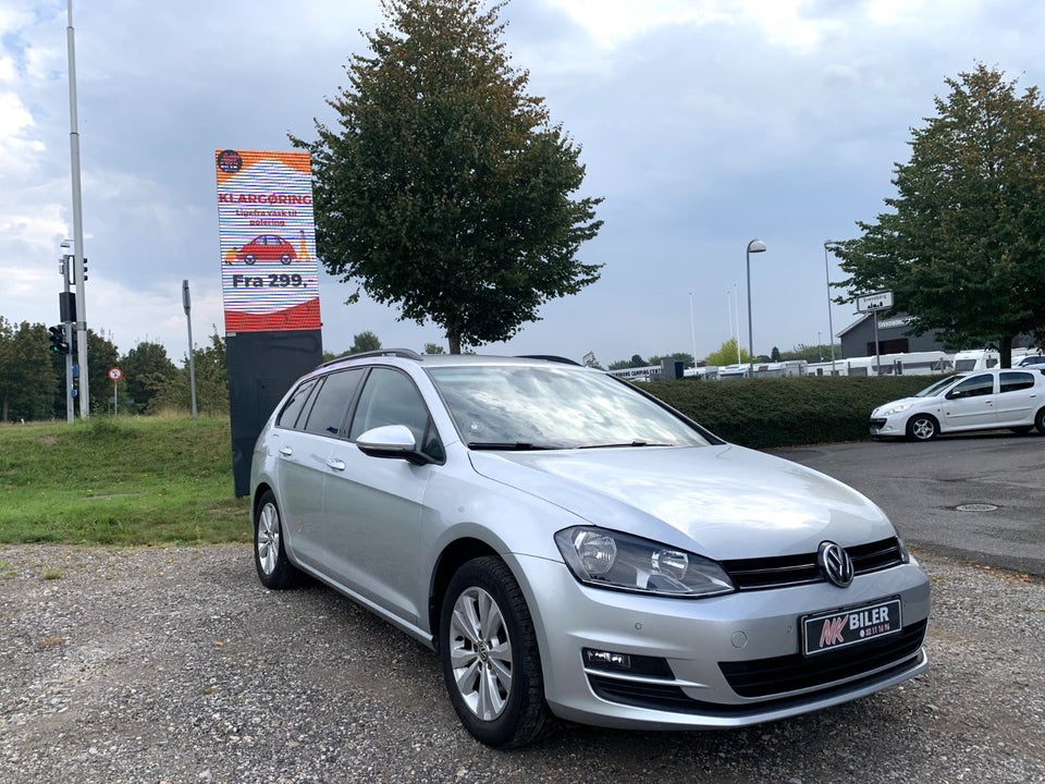 VW Golf VII 1,6 TDi 110 BlueMotion Variant 5d