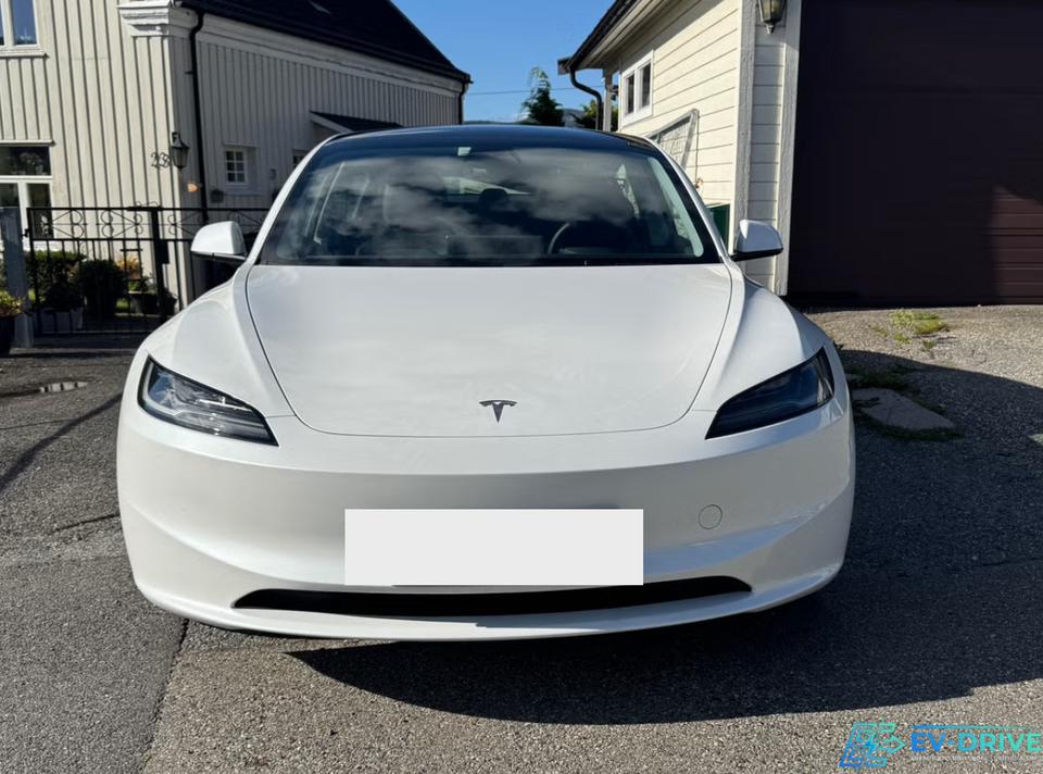 Tesla Model 3 RWD 4d