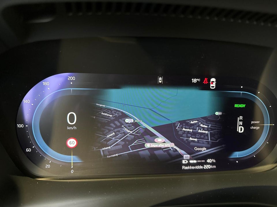 Volvo XC40 ReCharge Extended Range Plus 5d