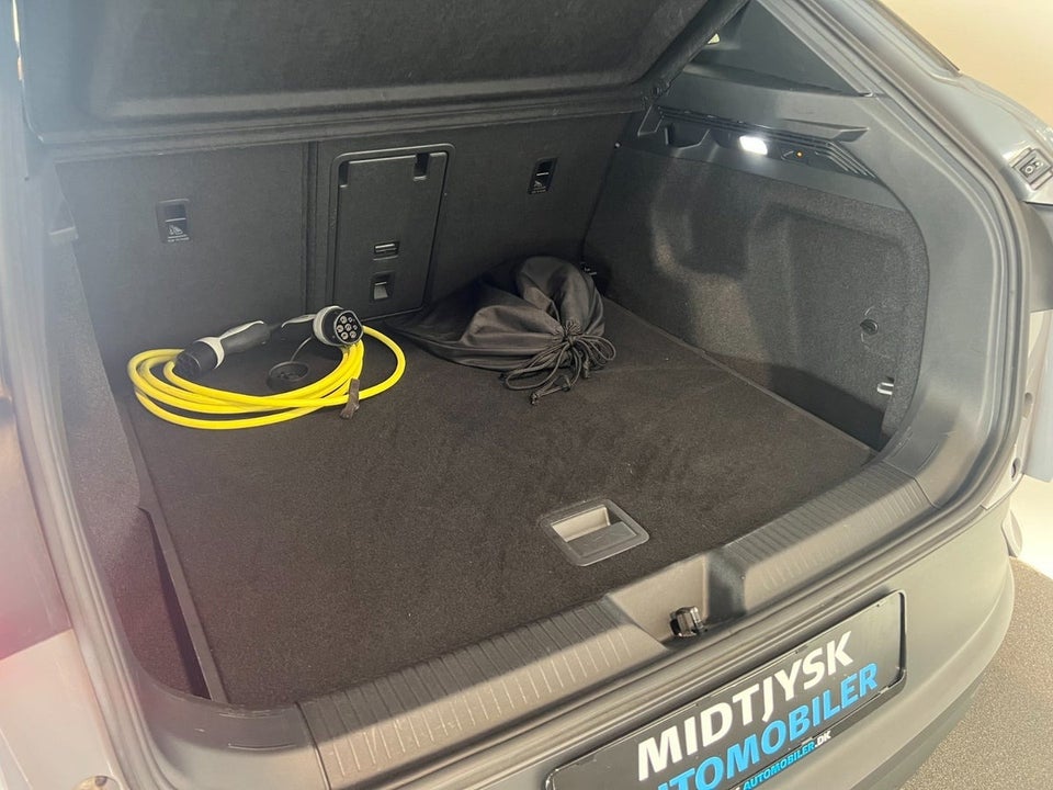 VW ID.4 77 Pro Performance Tech 5d