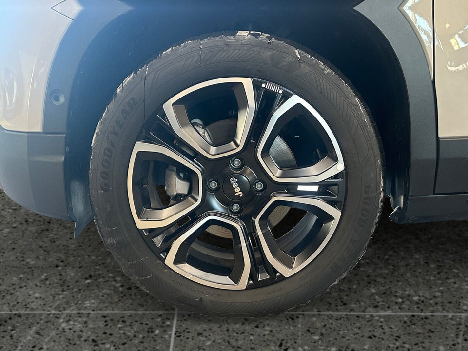 Jeep Avenger 54 Summit 5d