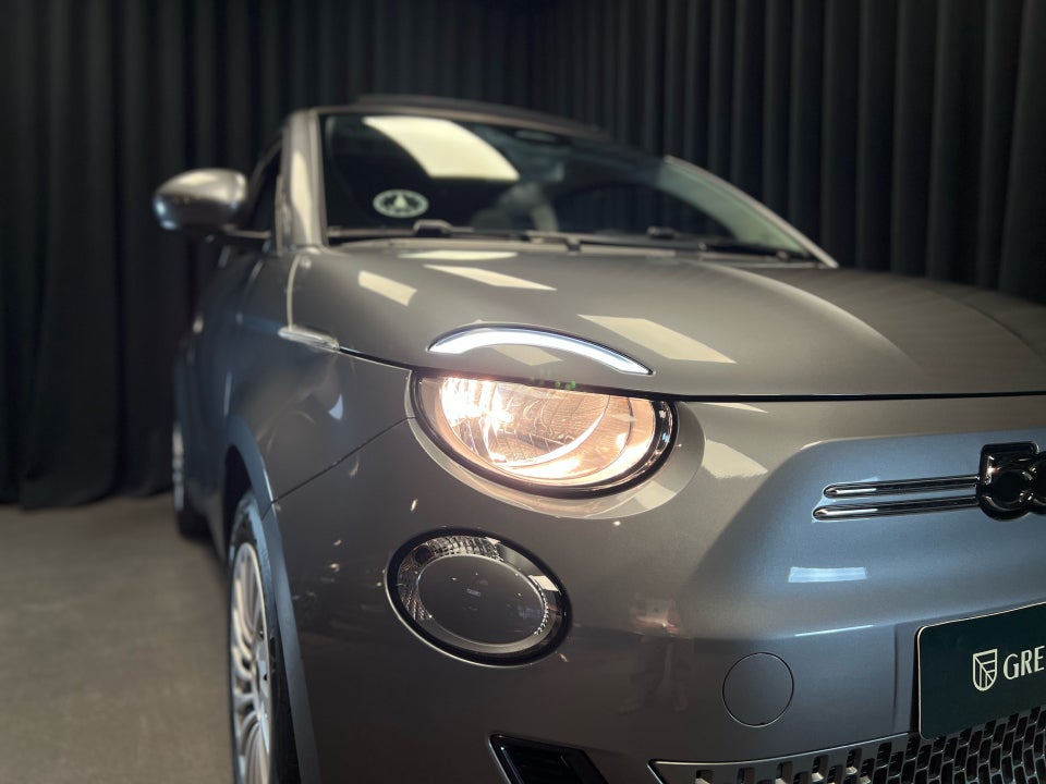 Fiat 500e 42 Icon Cabrio 2d