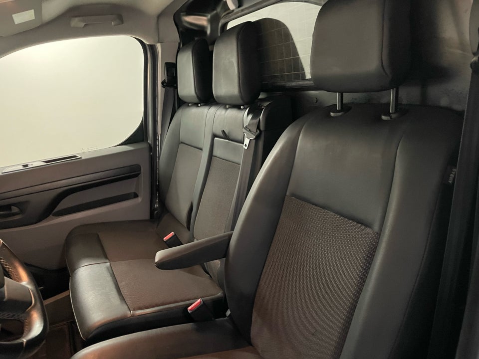 Peugeot Expert 2,0 BlueHDi 122 L3 Premium EAT8 Van