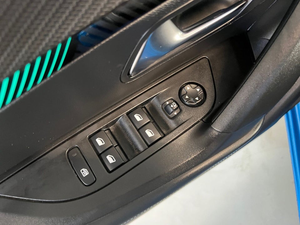 Peugeot e-2008 50 Allure Pack 5d